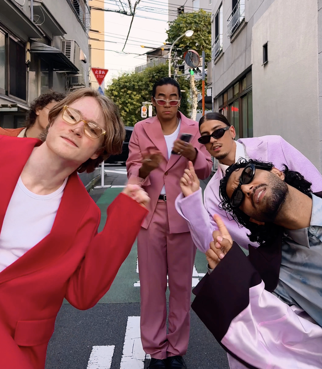 Quick Style World Tour — Touch Down